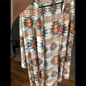 Honeyme XL Aztec kimono